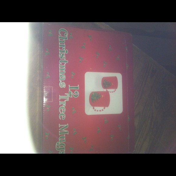 Christmas tree mugs