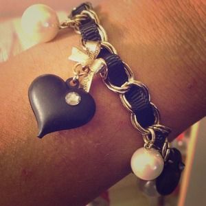 Betsey Johnson bracelet Brand New