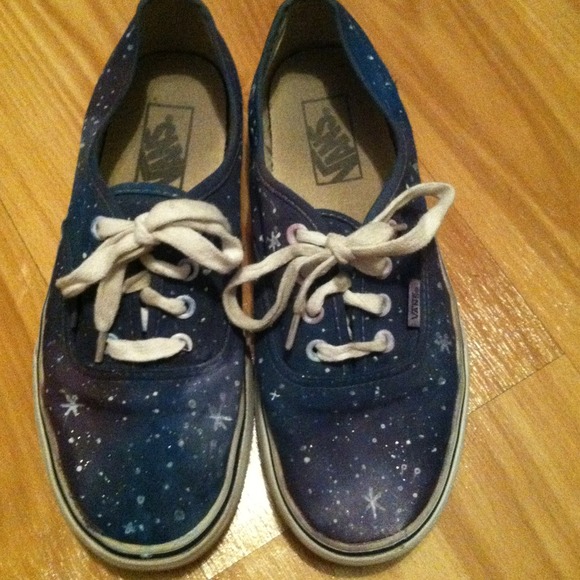 SOLD Hand Painted Galaxy Vans - Picture 4 of 4