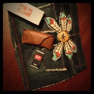 'Ray-Ban' Case, Box & Information Book