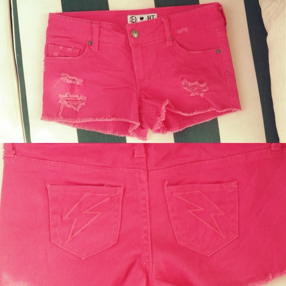 NEVER WORN Hot Pink Shorts w/ Lightning Bolt, Rips