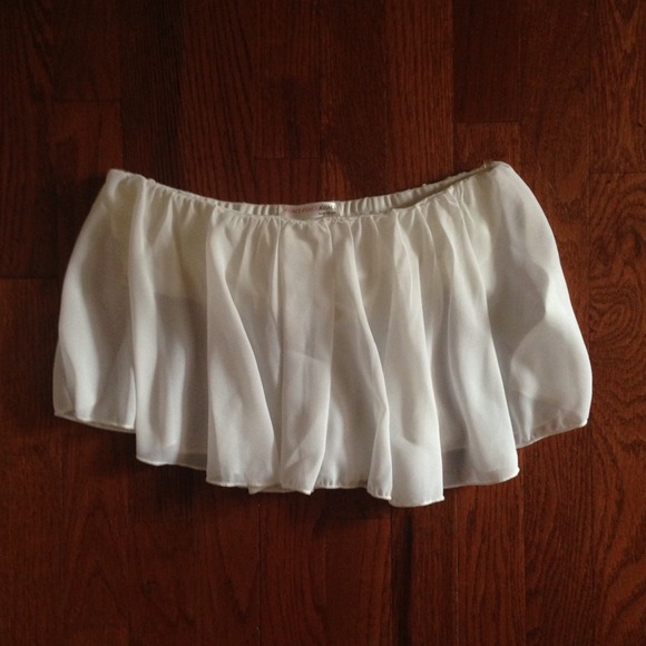 ❌SOLD - White Crop Top