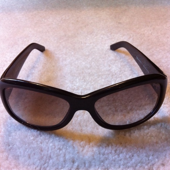 Authentic Valentino Sunglasses main image 4