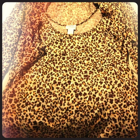 Beautiful Cheetah tank and cardigan set