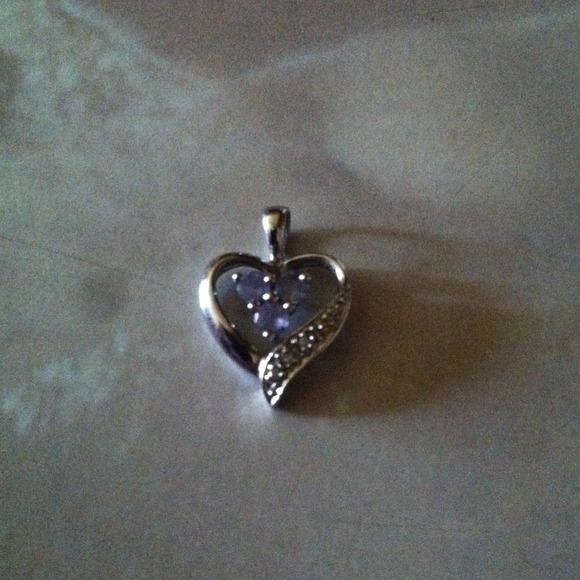 SOLD! 10k heart pendent / charm