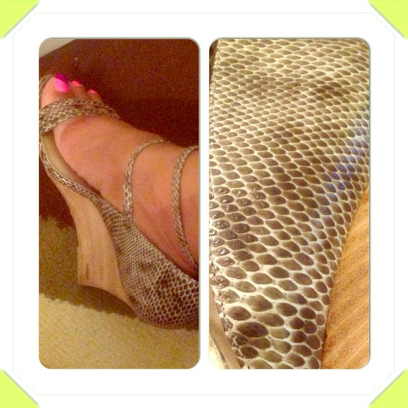 Snake skin wedges