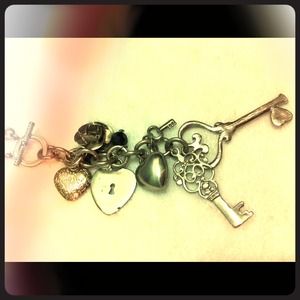 Key Charm Necklace 💋 and zebra