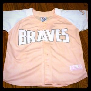 🚨On hold til Monday for @ktbby🚨Braves jersey