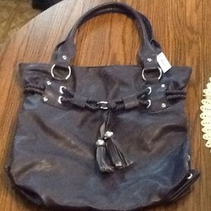 HOLD until Wednesday...@chy_free689