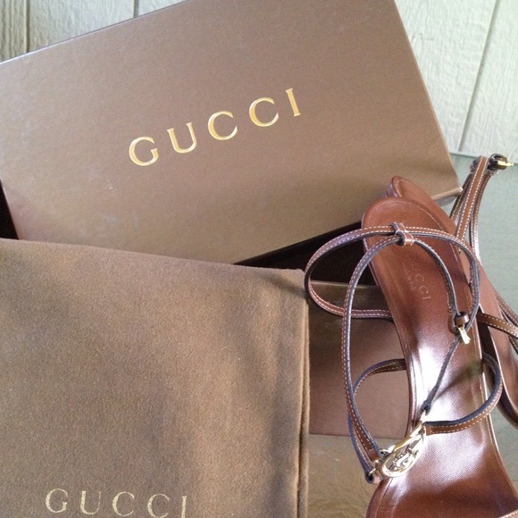 Gucci ** reserved***