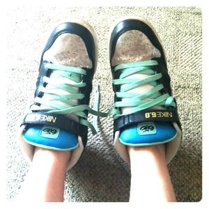 High top Nike 6.0 teel and turquoise