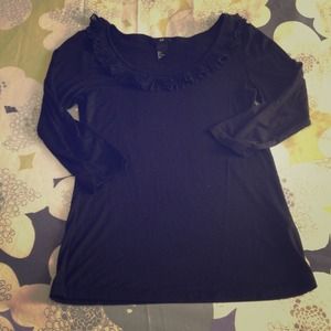 ❤Black 3/4 Sleeve H&M with frill lace detail❤