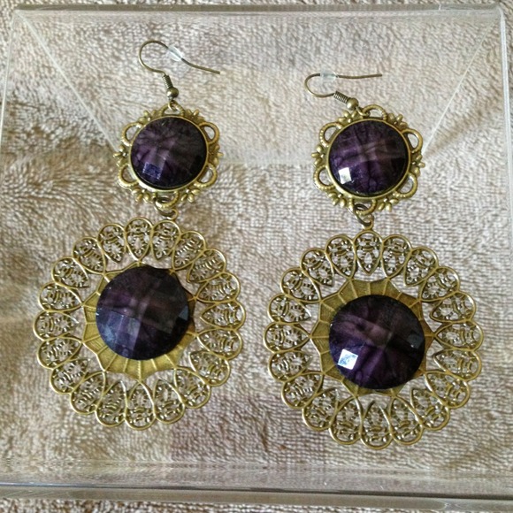 Earrings dark purple