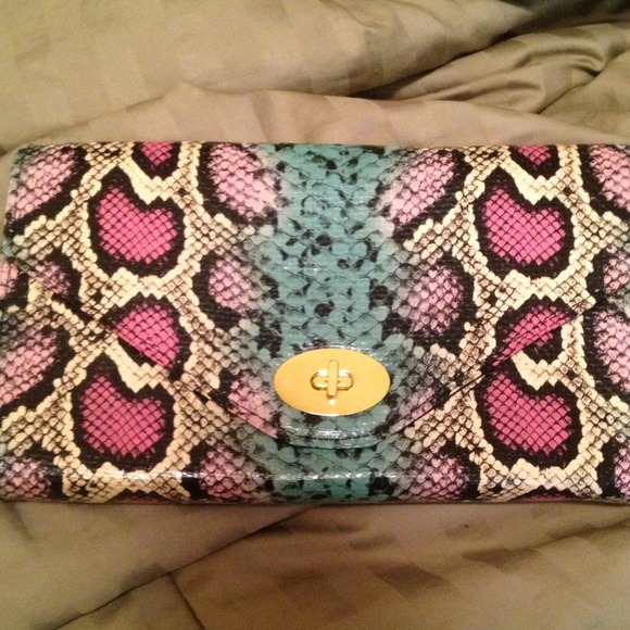 ❤ TRADED ❤ H&M clutch