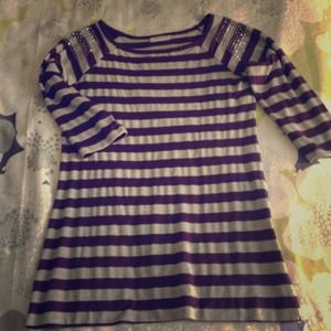 💖Yessica top with rhinestone shoulder patches💖