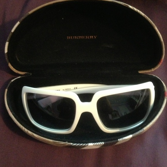 REDUCED Authentic Burberry White Sunglasses