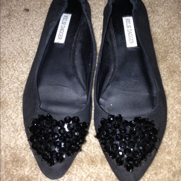 Kelsi Dagger flats with heart shaped detail