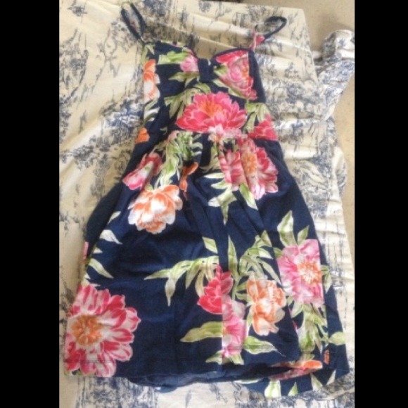 Hollister dress
