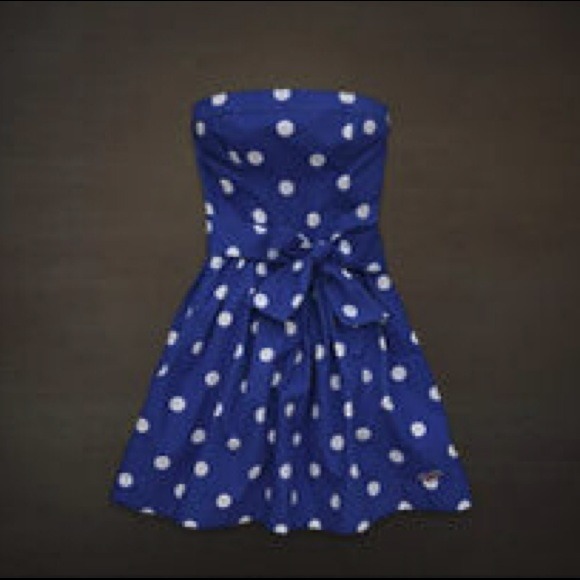 Hollister Dresses & Skirts - Blue Polka Dot Hollister Dress