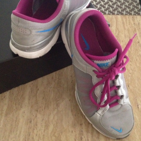 ** SOLD ** Nike running shoes.. Reserved..