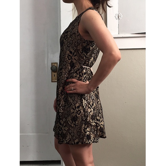 Vintage Black + Gold Sleeveless Lace Dress - Picture 3 of 4