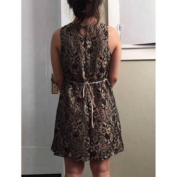Vintage Black + Gold Sleeveless Lace Dress - Picture 4 of 4