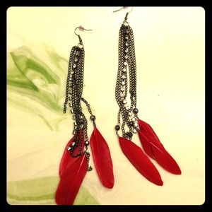 Long feathered, chained earrings