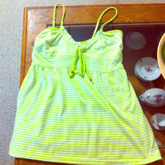 Green and white tank top!!