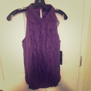 NWT 💜Purple Ruffle Top ~ size XS