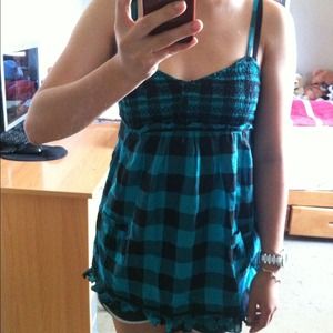 Cute plaid top