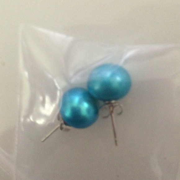 Beautiful blue! - Picture 2 of 2