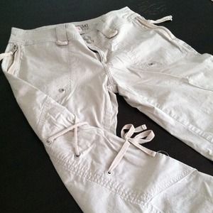 Guess Tan Cargo Capris