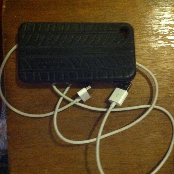 SOLD🚫Bundled!!🚫Reduced! ✅Iphone soft case and