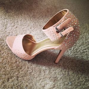 Jessica Simpson Pumps SOLD🌟🌟