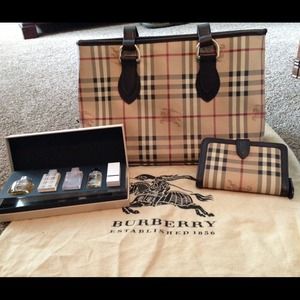 **Burberry Bundle**