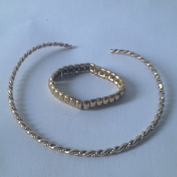 Vintage Gold Entwined Rope Choker & bracelet
