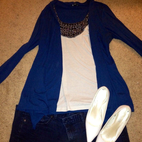 //TRADED//LONG SLEEVE TEAL WRAP WITH UNDERSHIRT