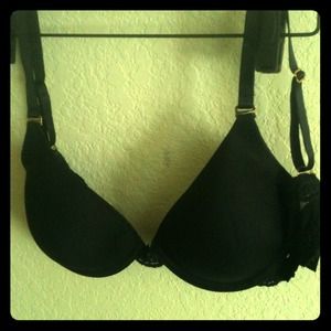 🎁 Natori 32D 🐝