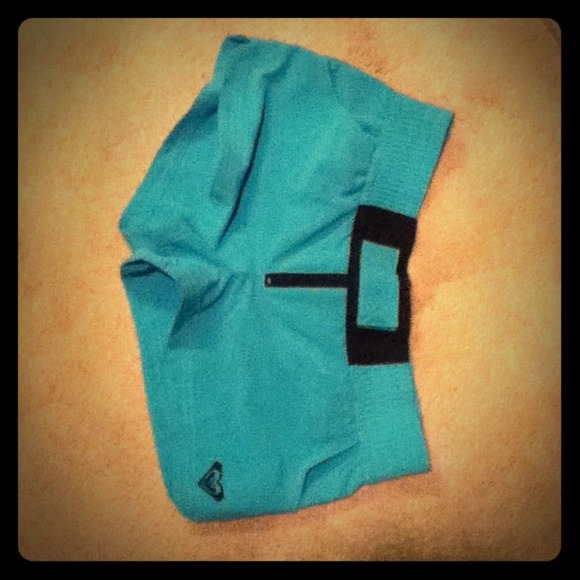 Roxy turquoise shorts