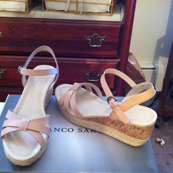 Espadrilles/Wedges