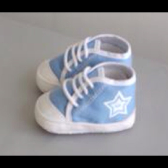 Accessories - NWOT Baby Blue Tennis Shoes