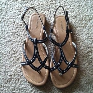 Traded to @sabrinajeannie! Black Cabrizi sandals!!