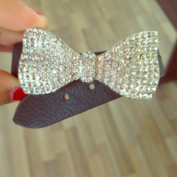 New Black and silver bow bracelet