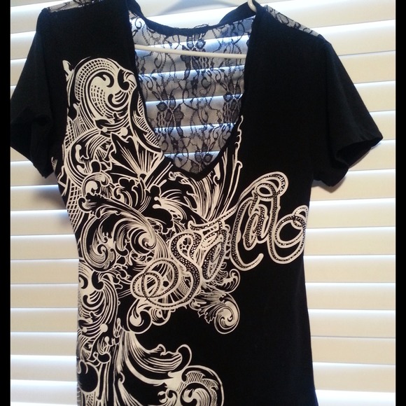 SoCal Tops - SoCal Shirt with lace back! Very sexaaay💋