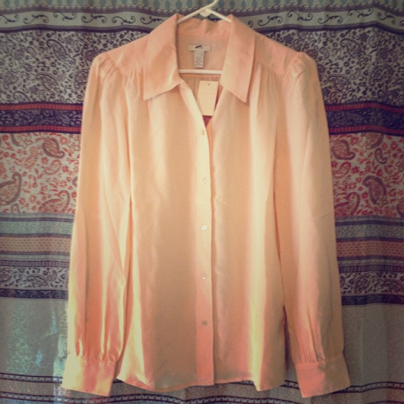 J. Crew Tops - ❌Bundled❌J. Crew Peach Silk Button-up