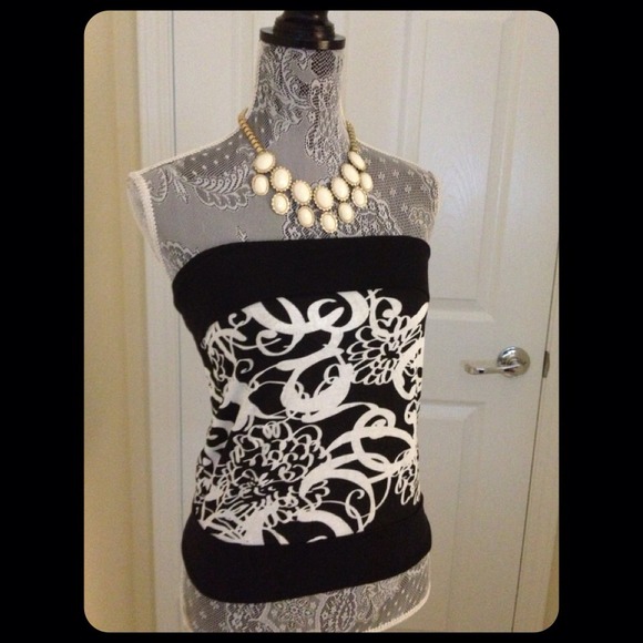 Black Printed Tube top