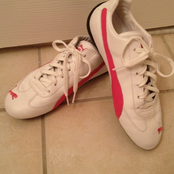 Hot Pink & White Pumas