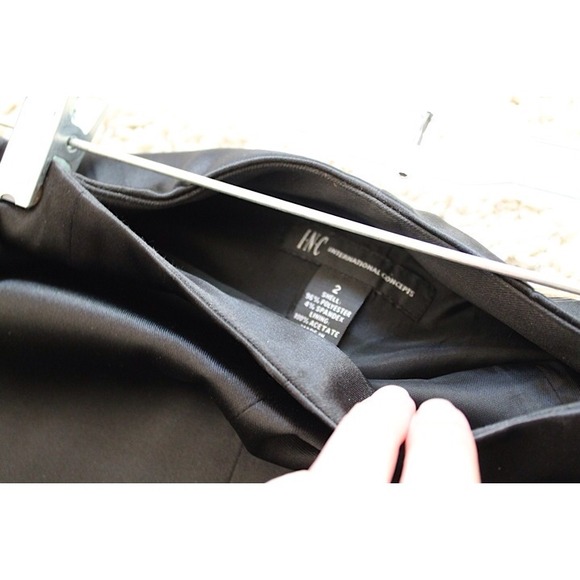 Black Skirt - Picture 2 of 3