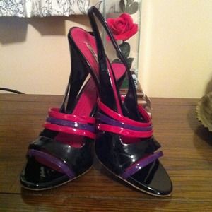 Reduced!!! Miu Miu black pink purple heel