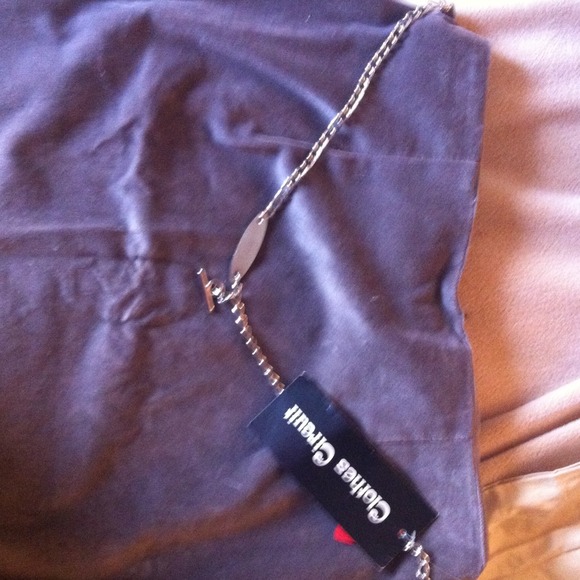 GRAY SKIRT WITH METAL BELT ATTACHED - Picture 2 of 3